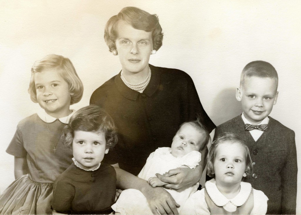 brita and laura 036 My mother with five of her seven children